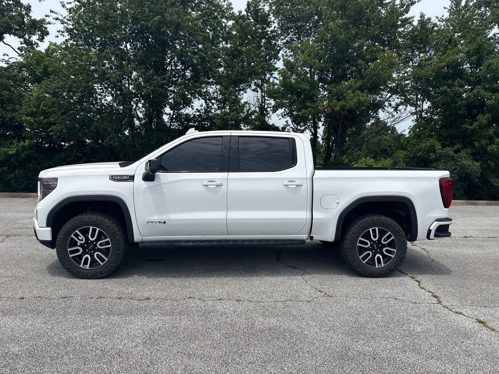 2023 GMC Sierra 1500 AT4