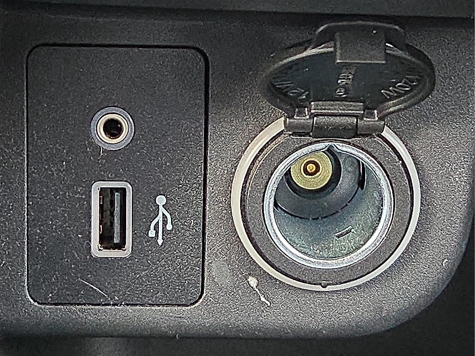 2020 Nissan Kicks SR Xtronic CVT