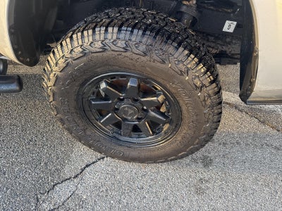 2023 Toyota Tacoma SR V6