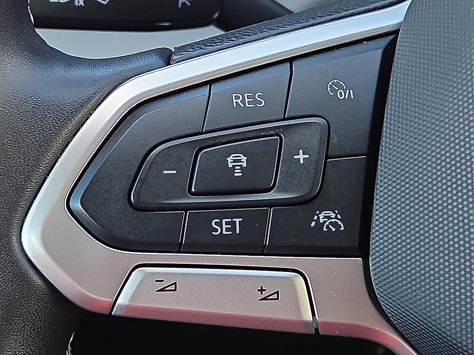 2024 Volkswagen Taos SE