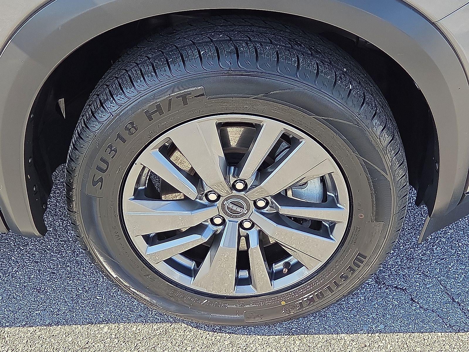 2024 Nissan Pathfinder SV