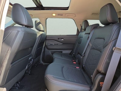 2024 Nissan Pathfinder Platinum FWD