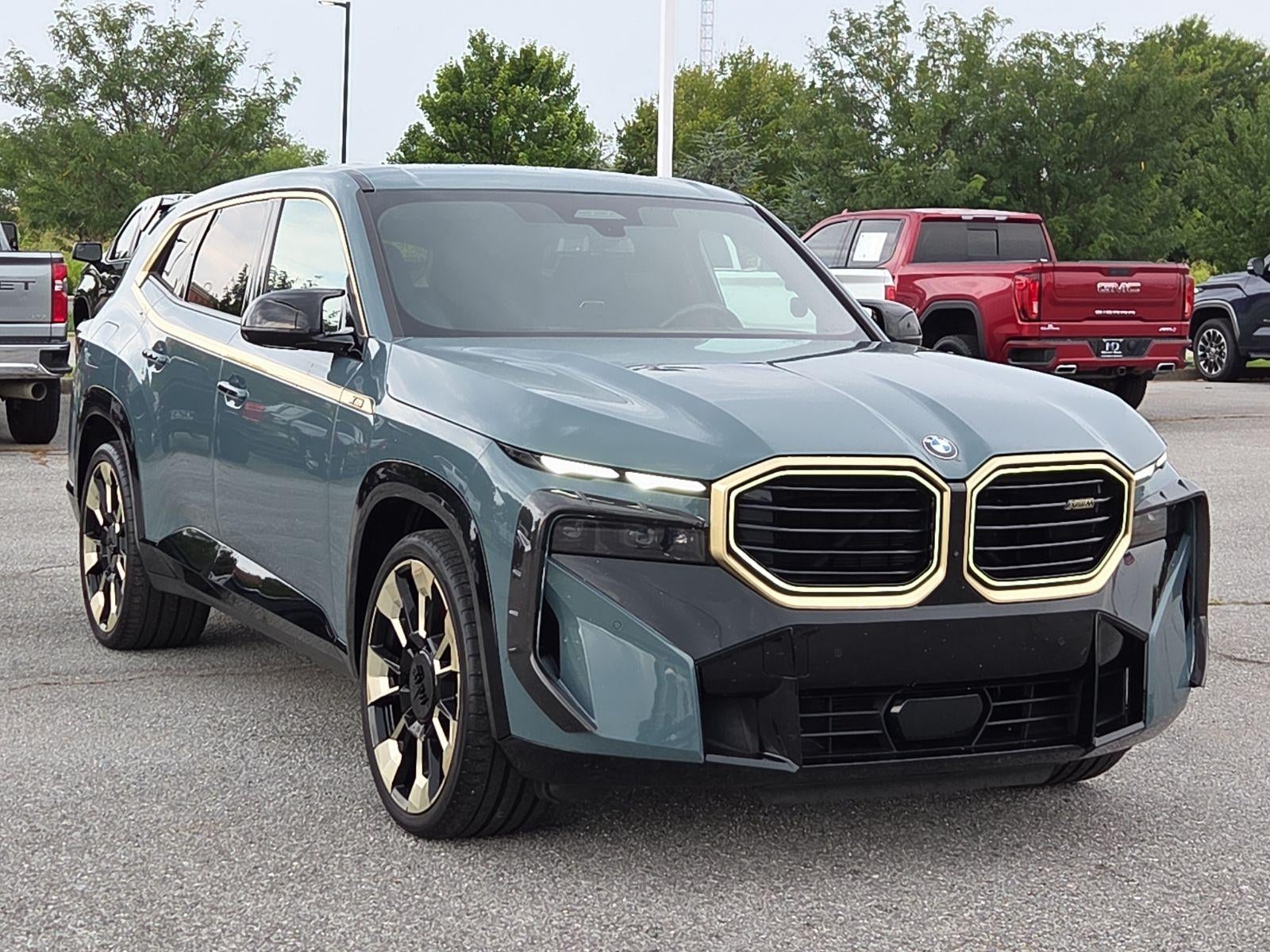 2023 BMW XM Base