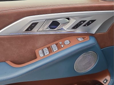 2023 BMW XM Base