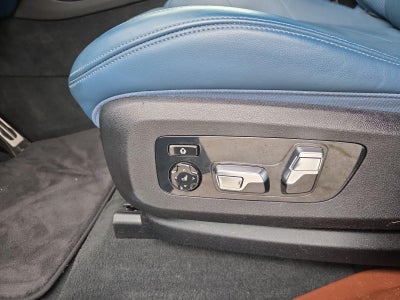 2023 BMW XM Base