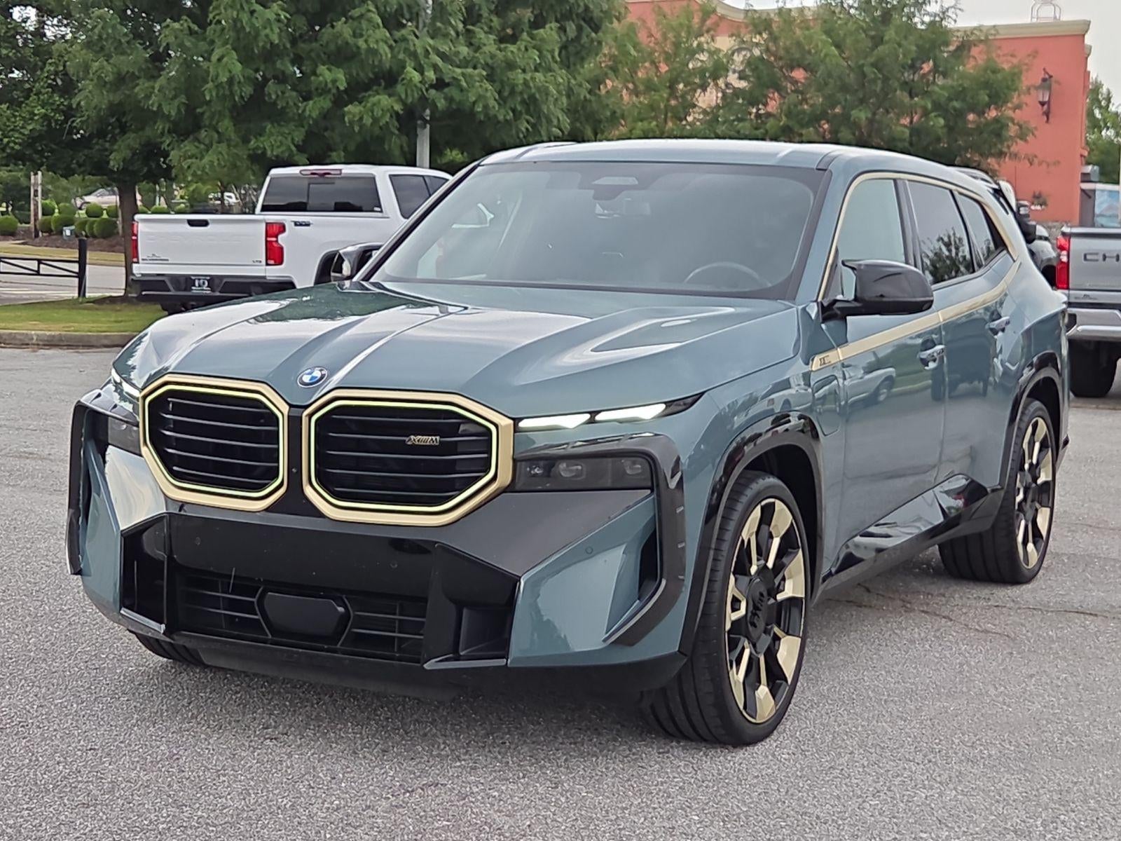 2023 BMW XM Base