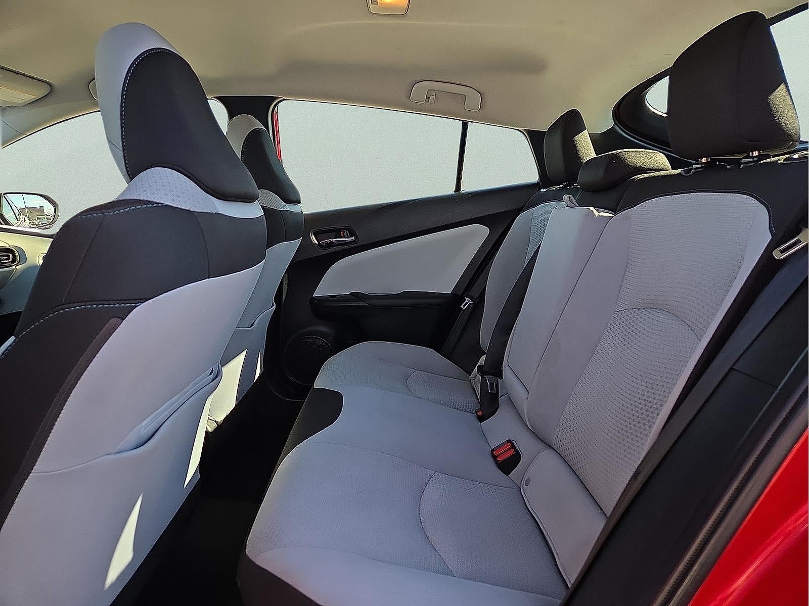 2022 Toyota Prius L Eco