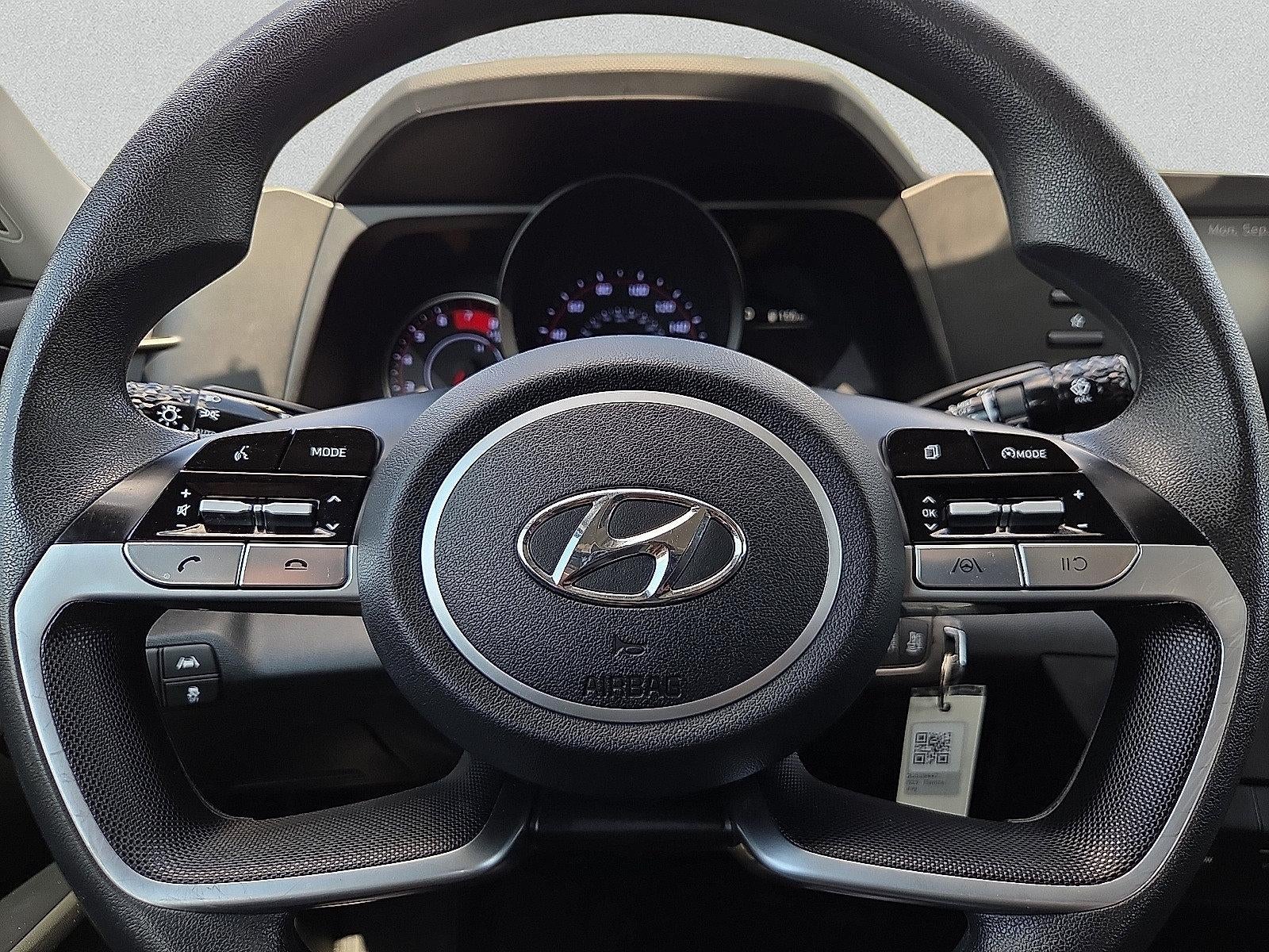 2023 Hyundai Elantra SE