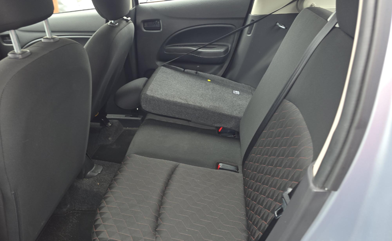 2024 Mitsubishi Mirage ES