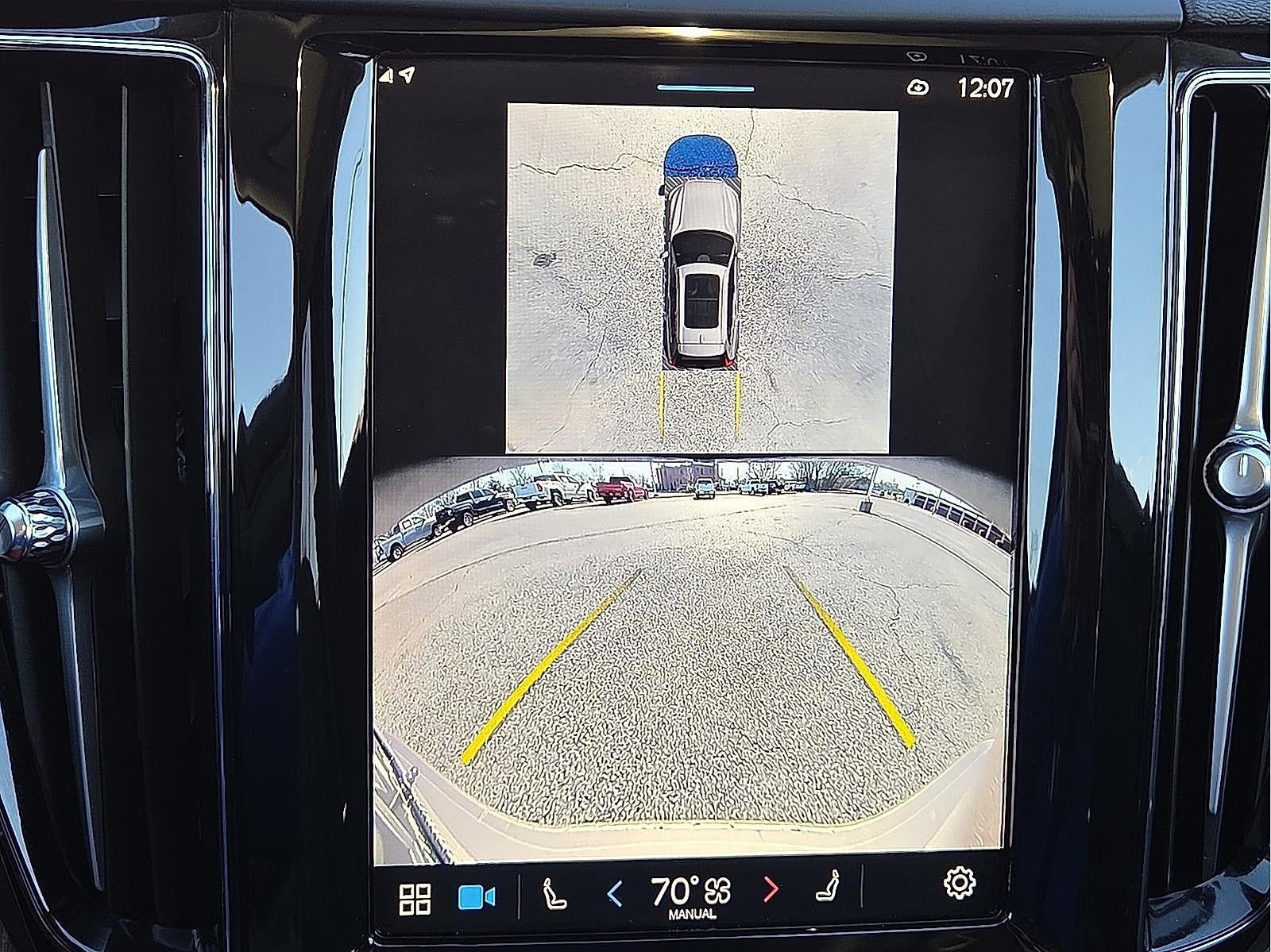 2025 Volvo XC60 Plus