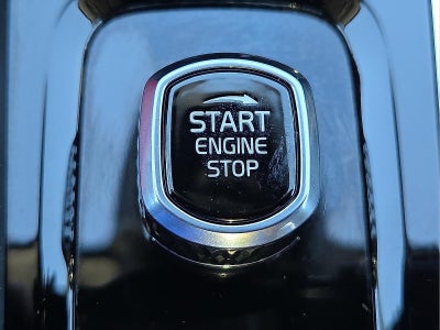 2025 Volvo XC60 Plus