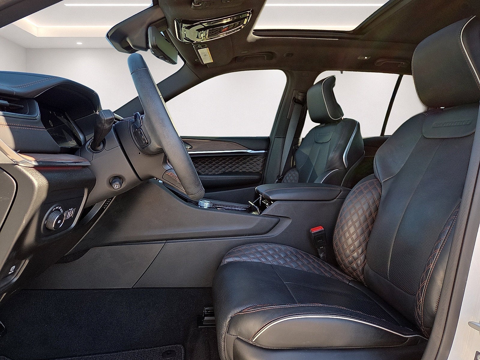 2023 Jeep Grand Cherokee Summit