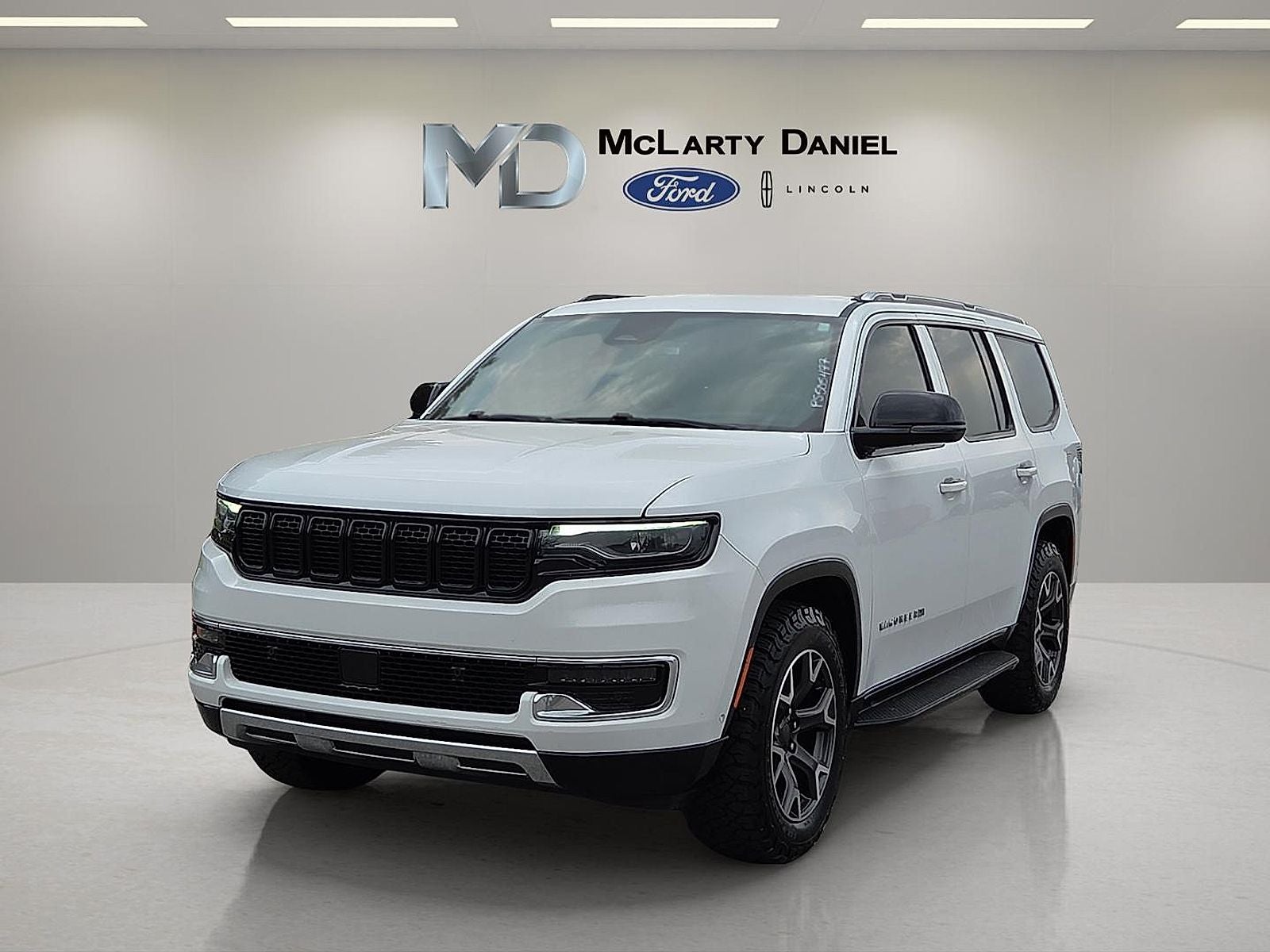 2023 Jeep Wagoneer Series III