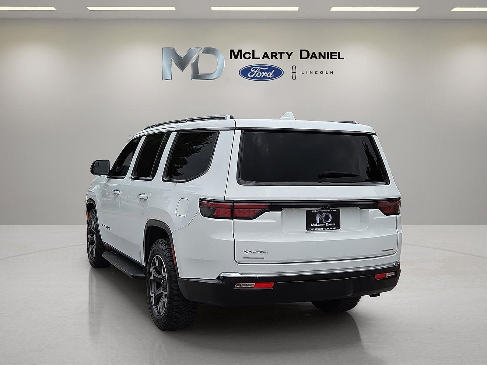 2023 Jeep Wagoneer Series III