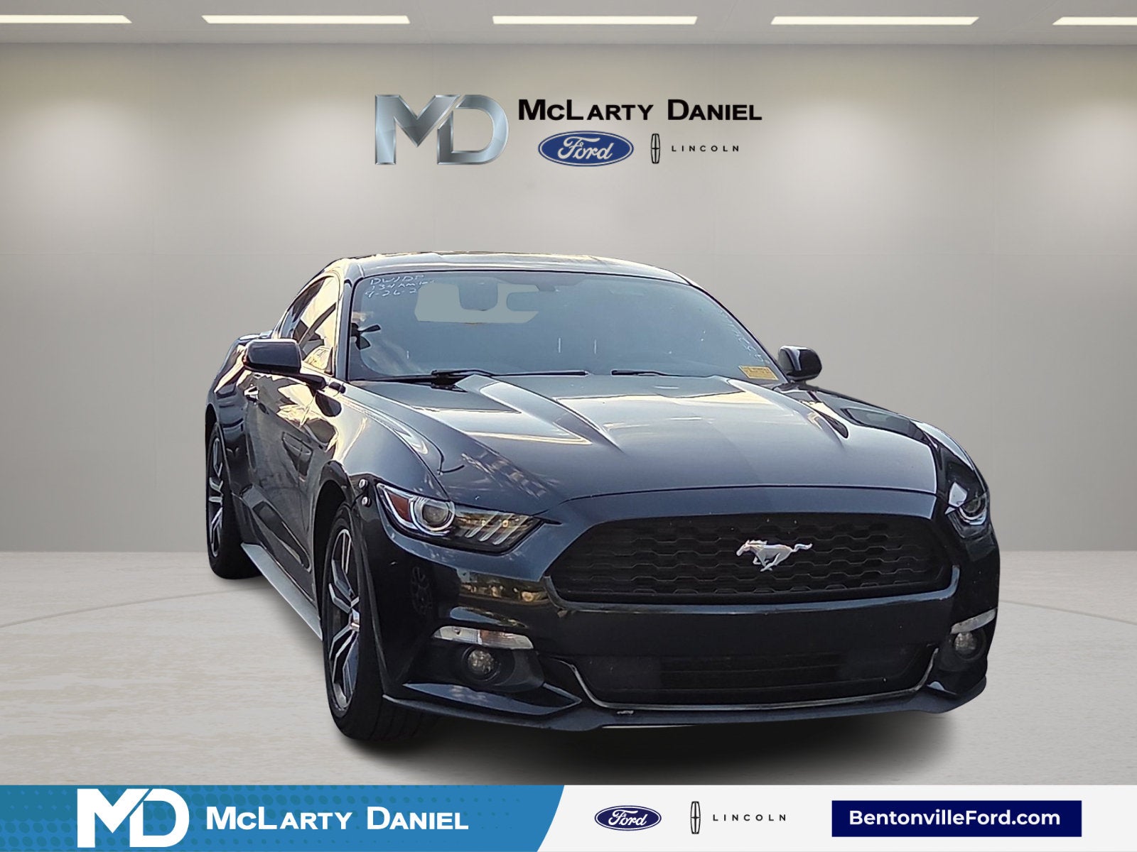 2016 Ford Mustang V6