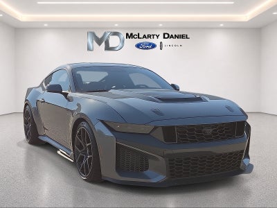2026 Ford Mustang Dark Horse