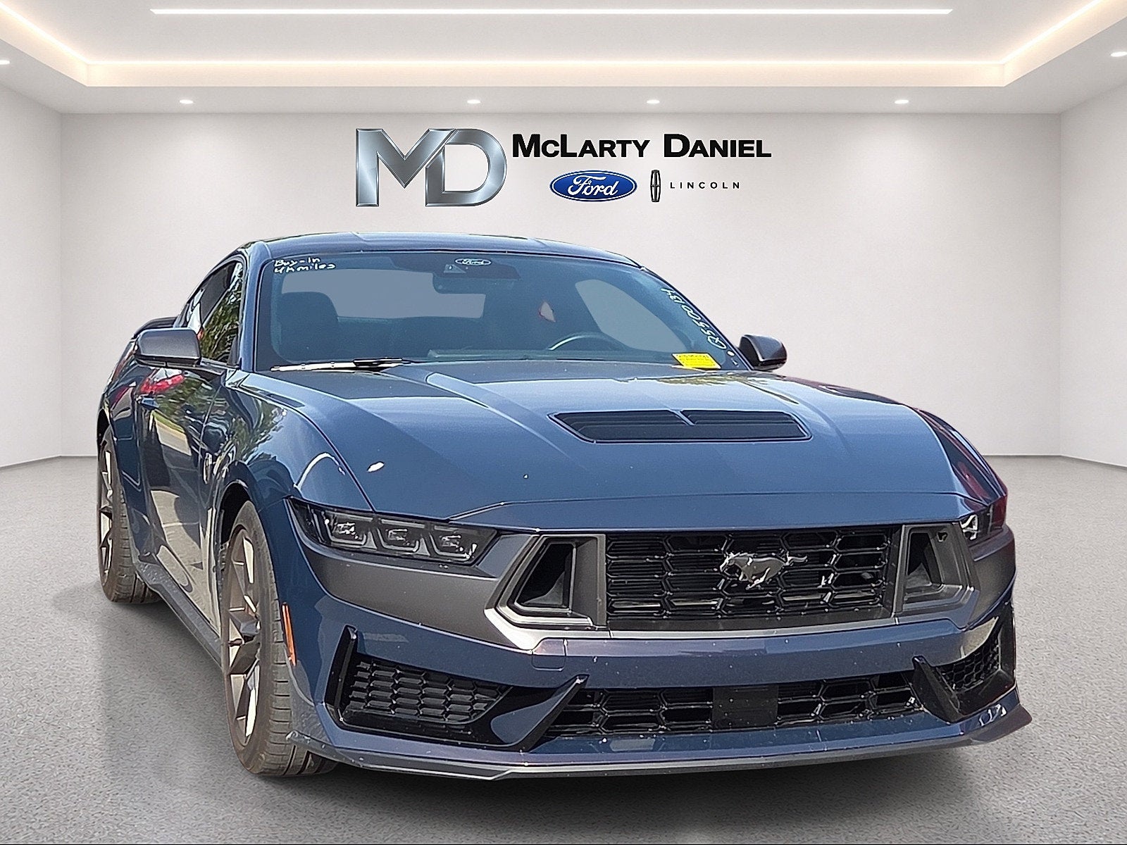 2025 Ford Mustang Dark Horse