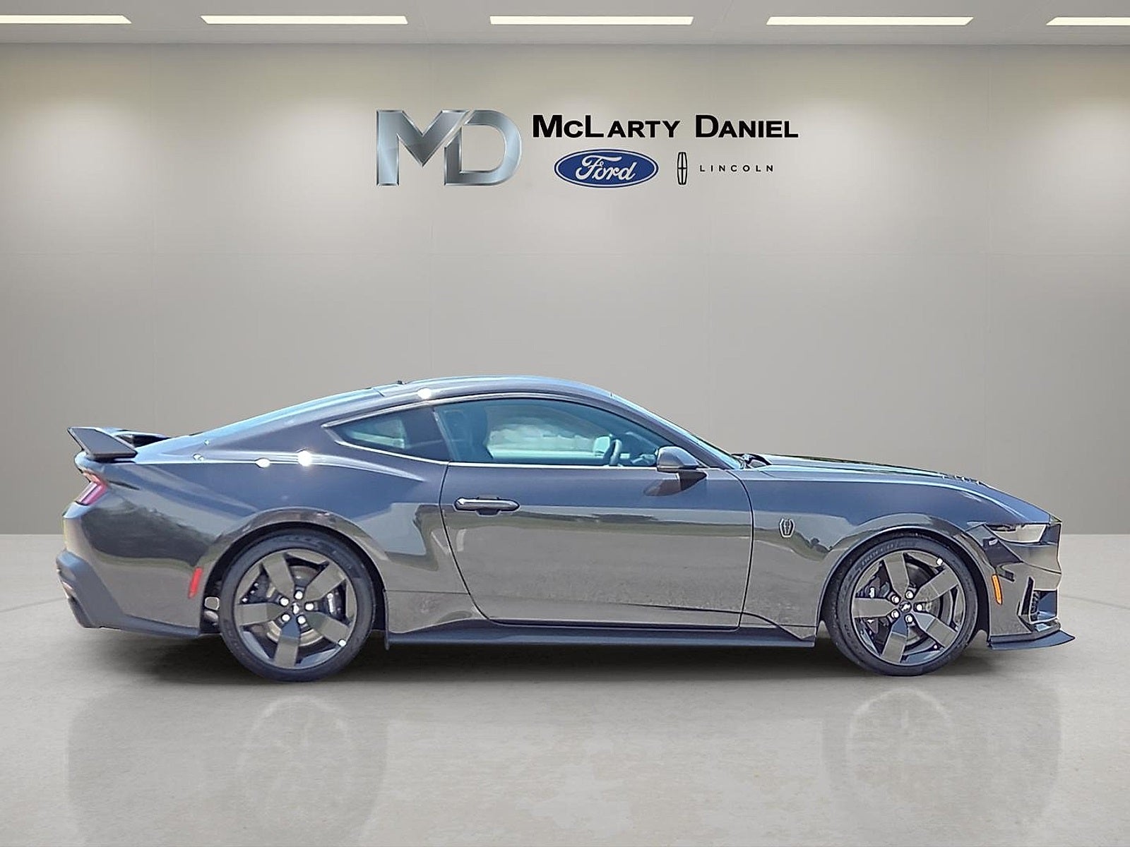 2024 Ford Mustang Dark Horse