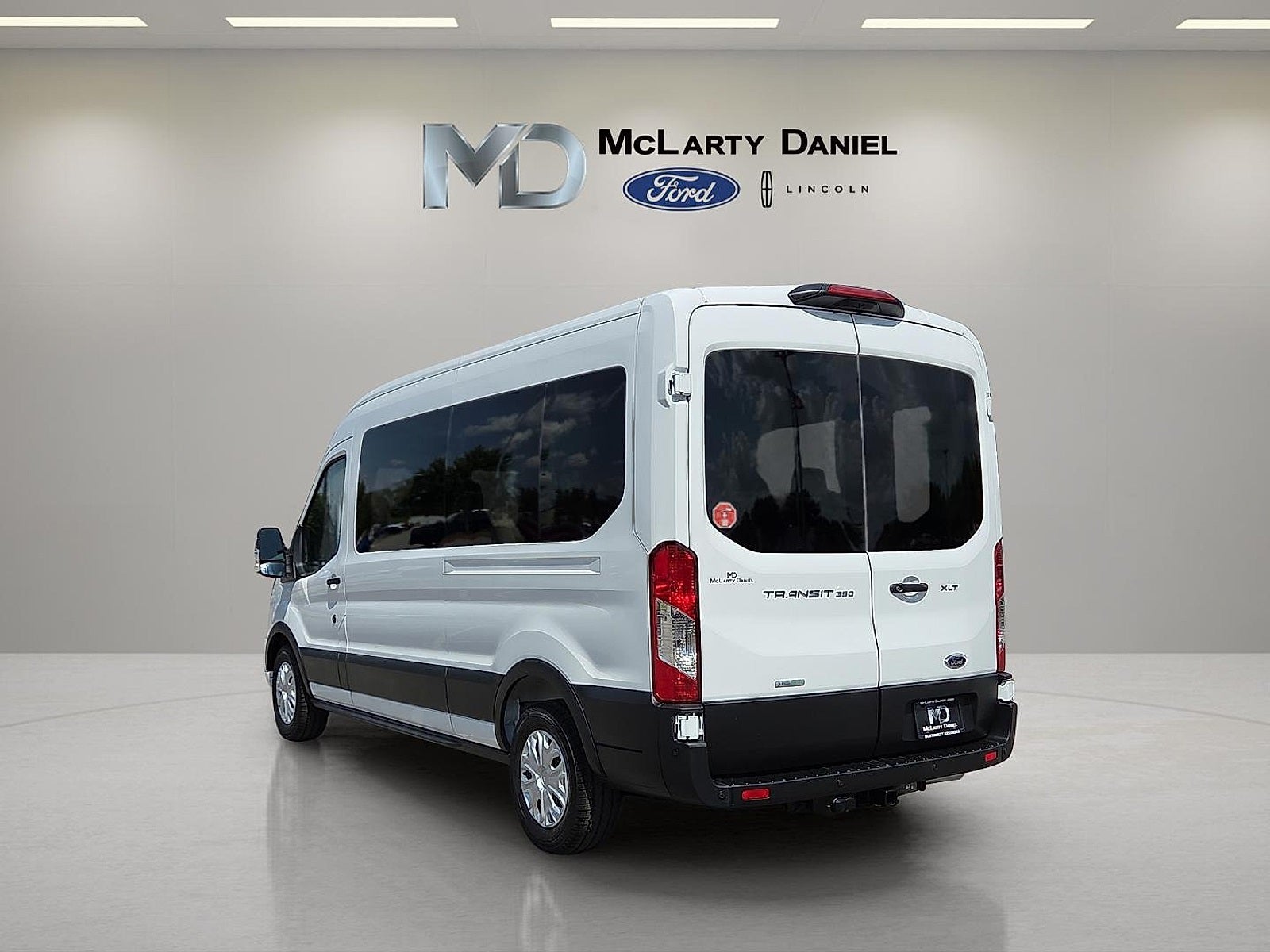 2025 Ford Transit-350 XLT