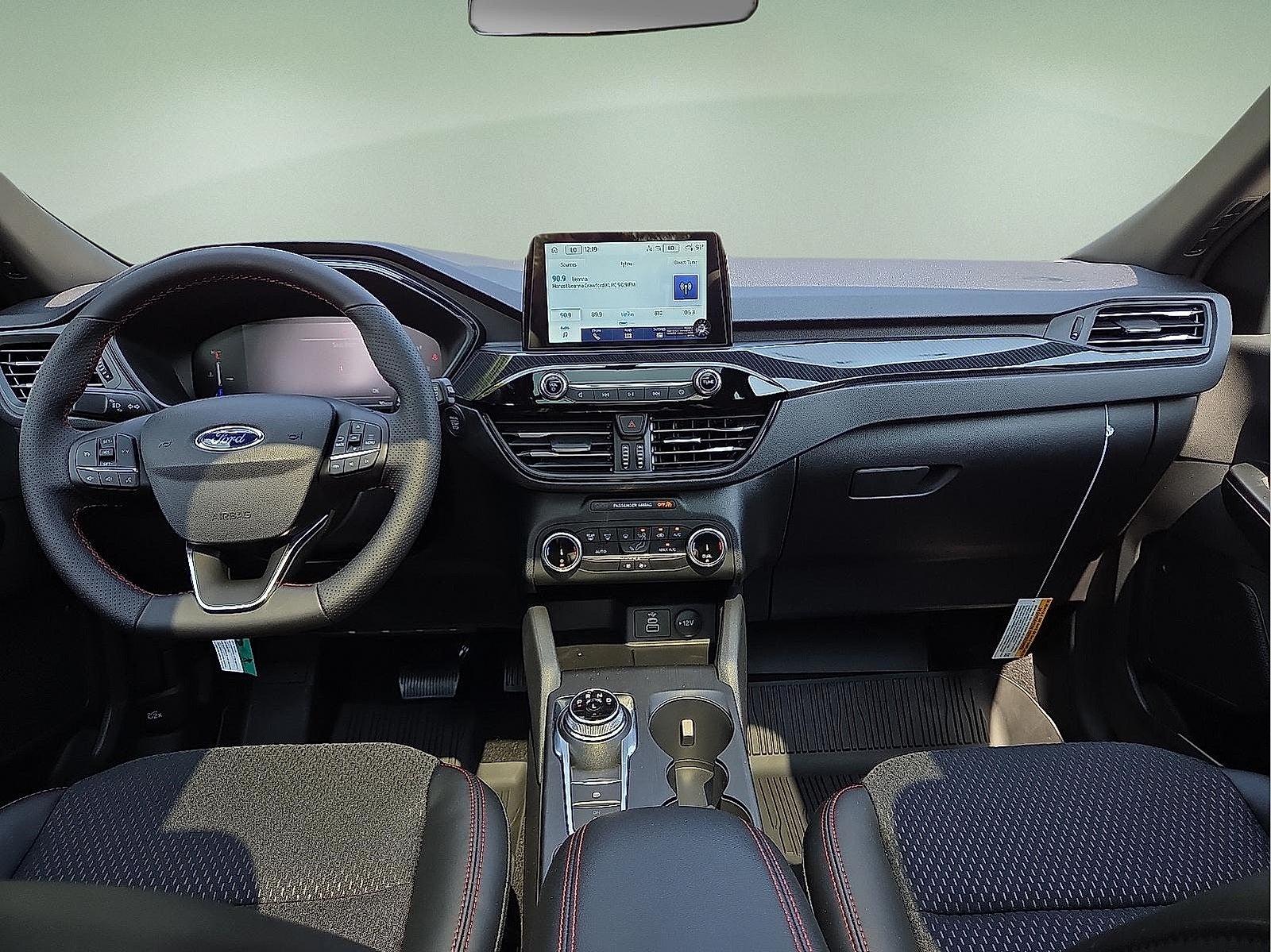 2025 Ford Escape Hybrid ST-Line