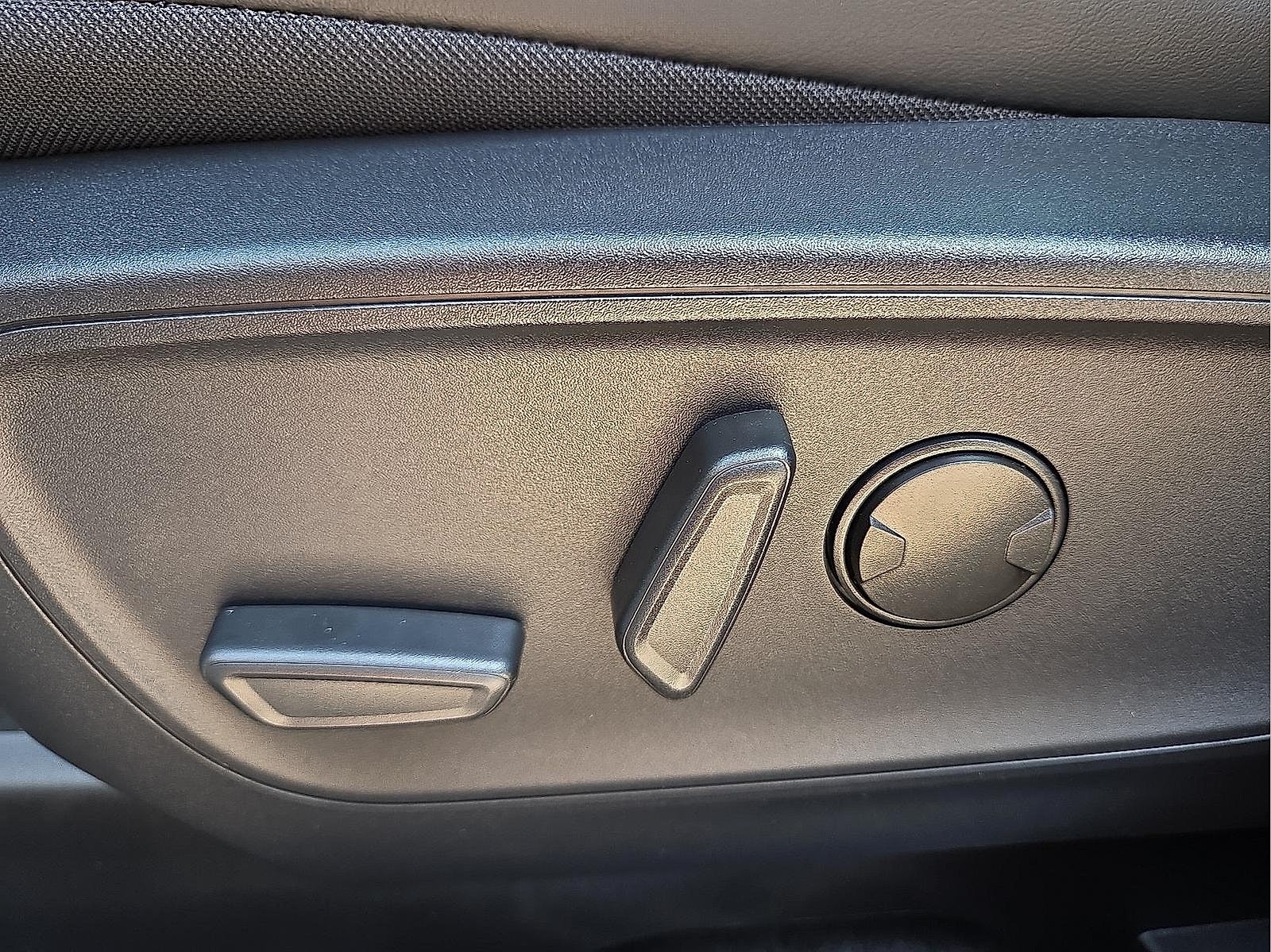 2025 Ford Escape Hybrid ST-Line