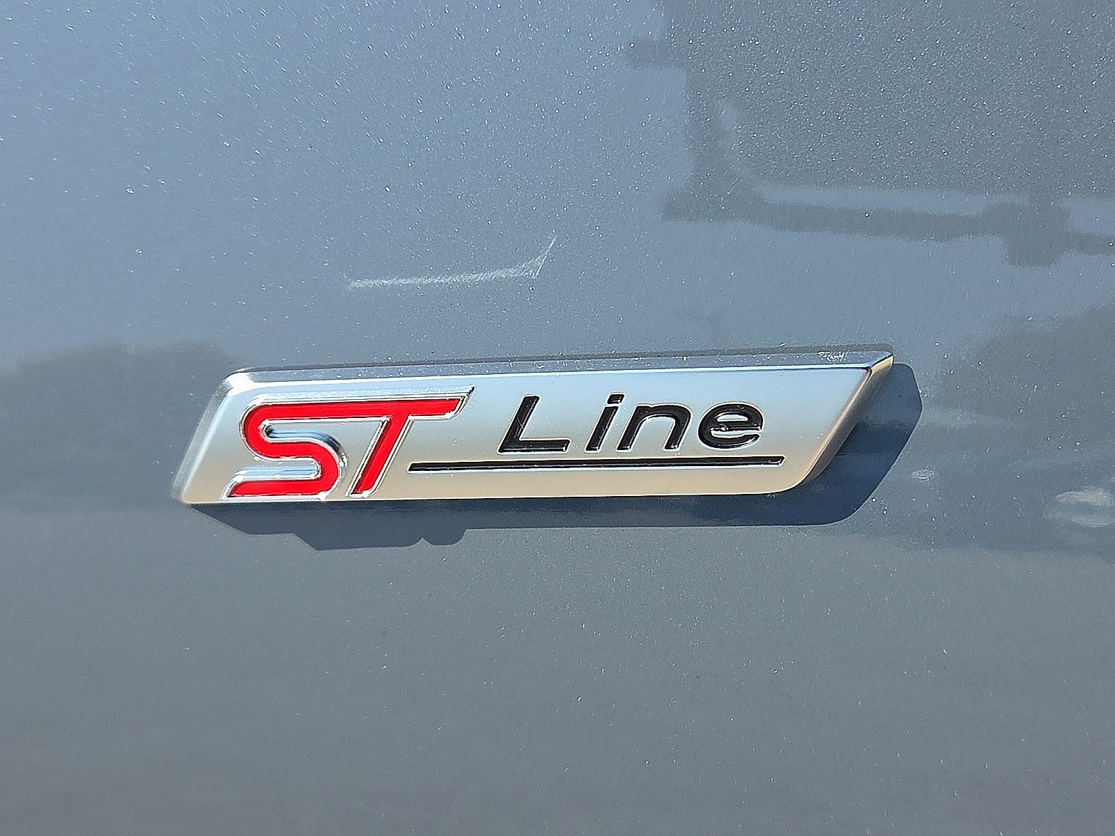 2025 Ford Escape Hybrid ST-Line