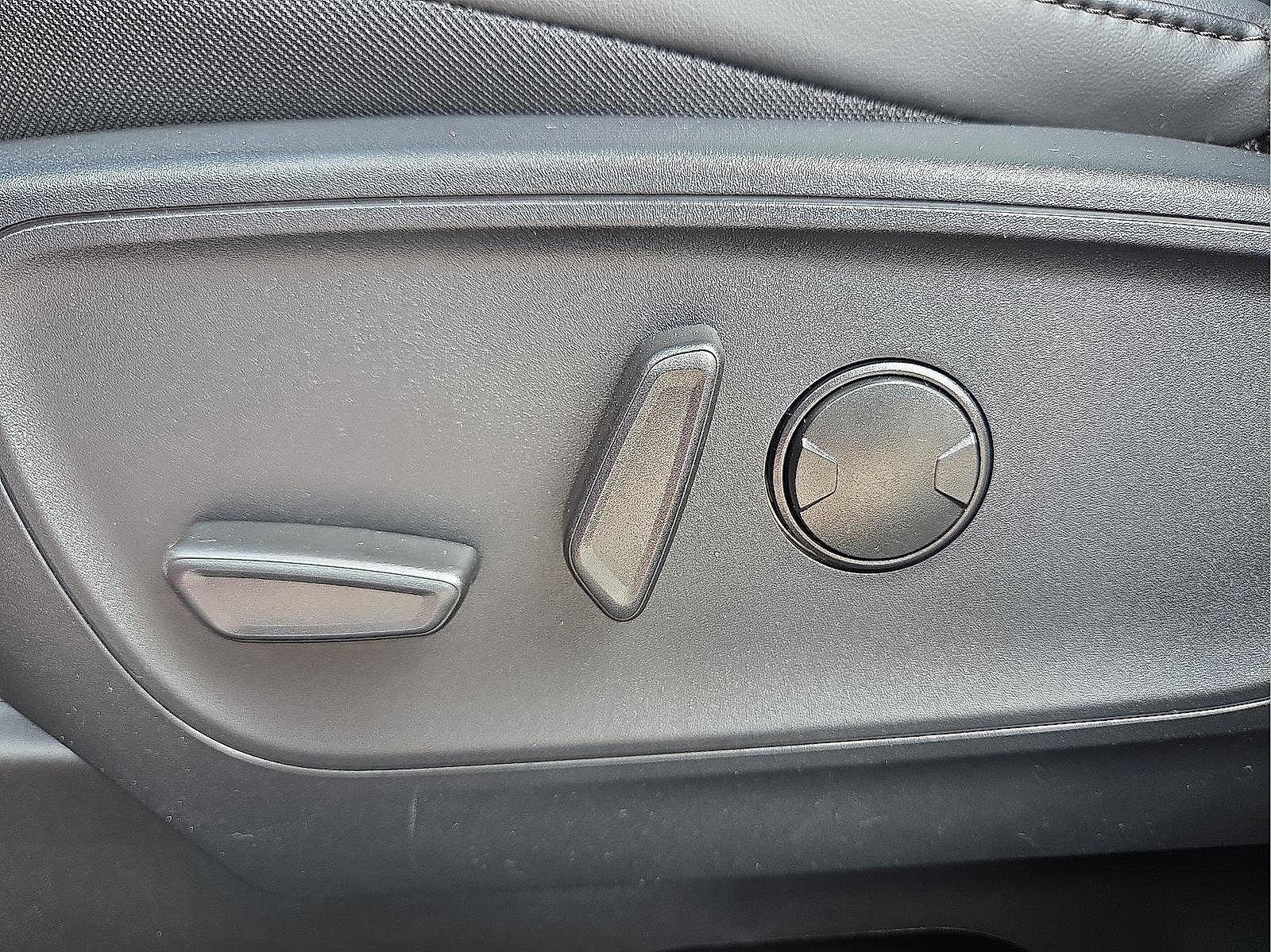 2026 Ford Escape Hybrid ST-Line Select