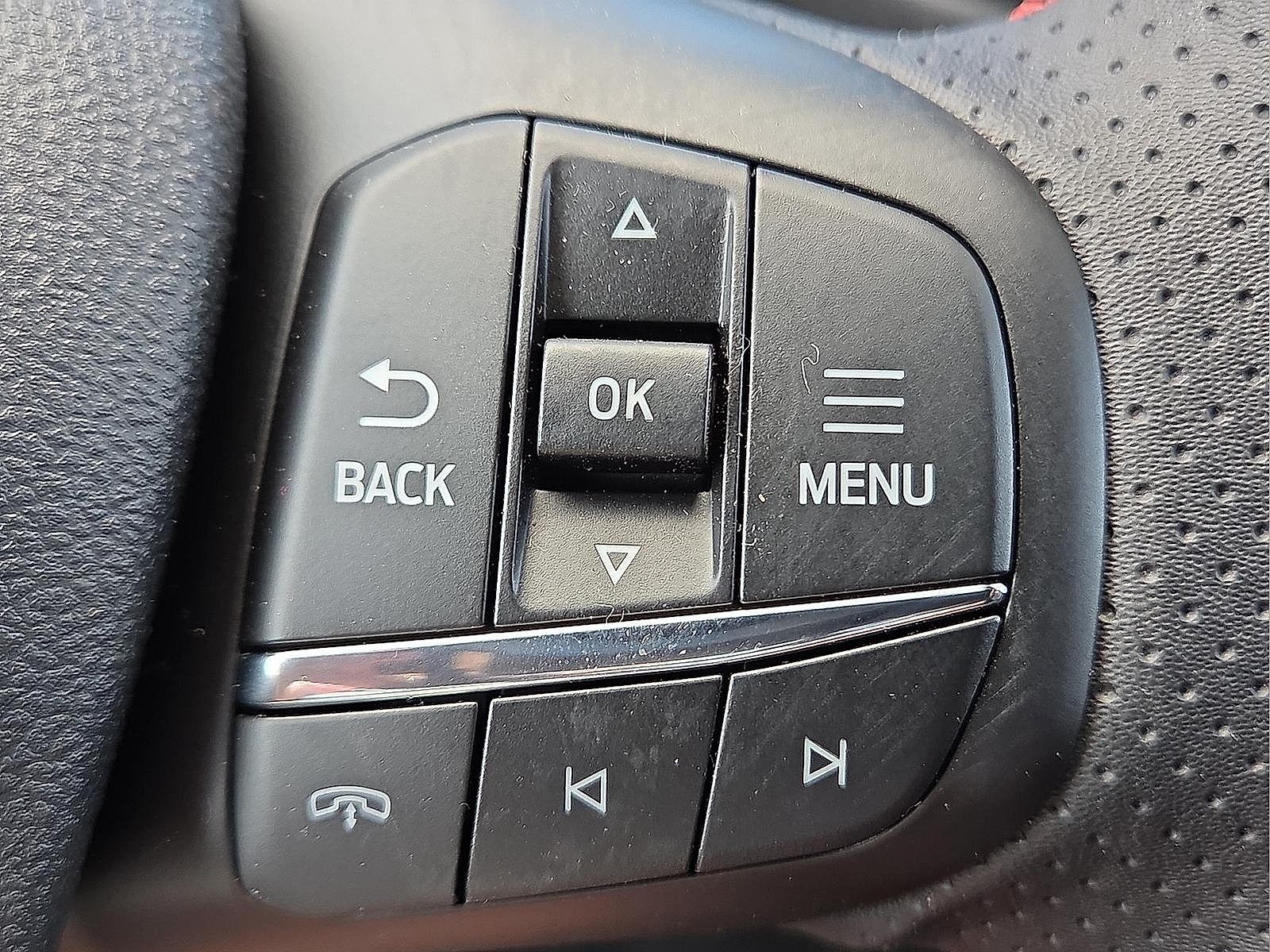 2026 Ford Escape Hybrid ST-Line Select