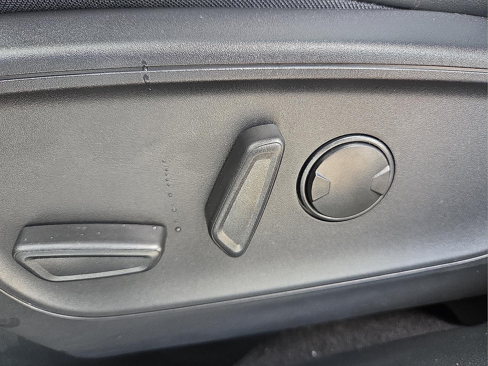 2026 Ford Escape Hybrid ST-Line Select