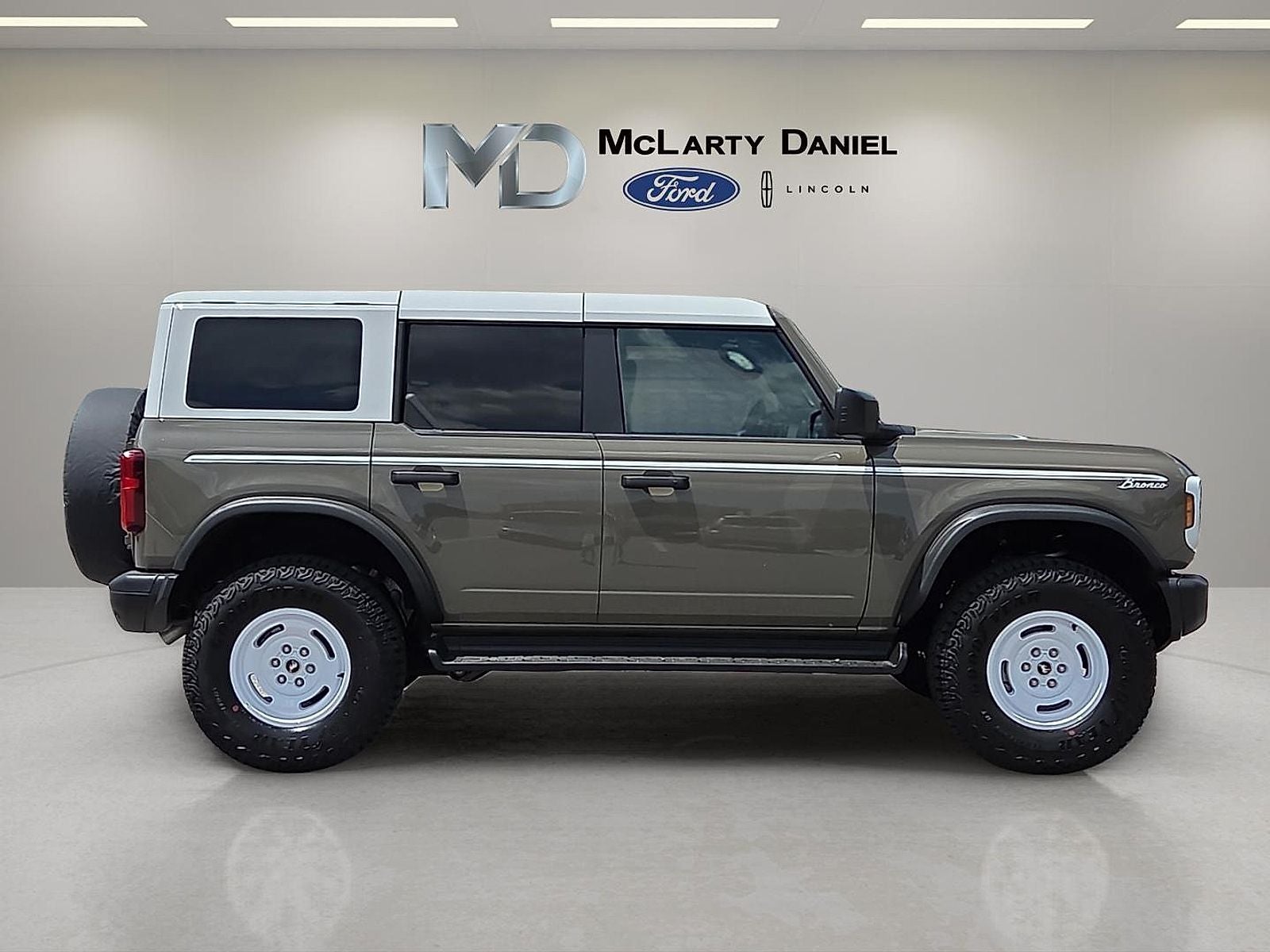 2026 Ford Bronco Heritage Edition