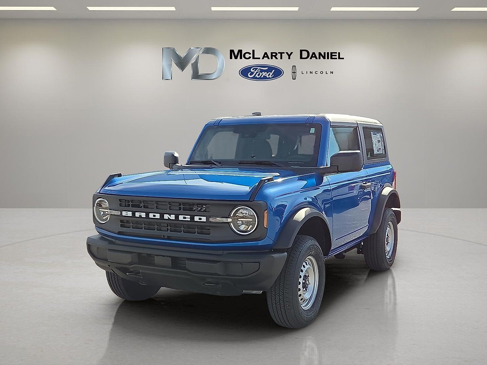 2025 Ford Bronco Base