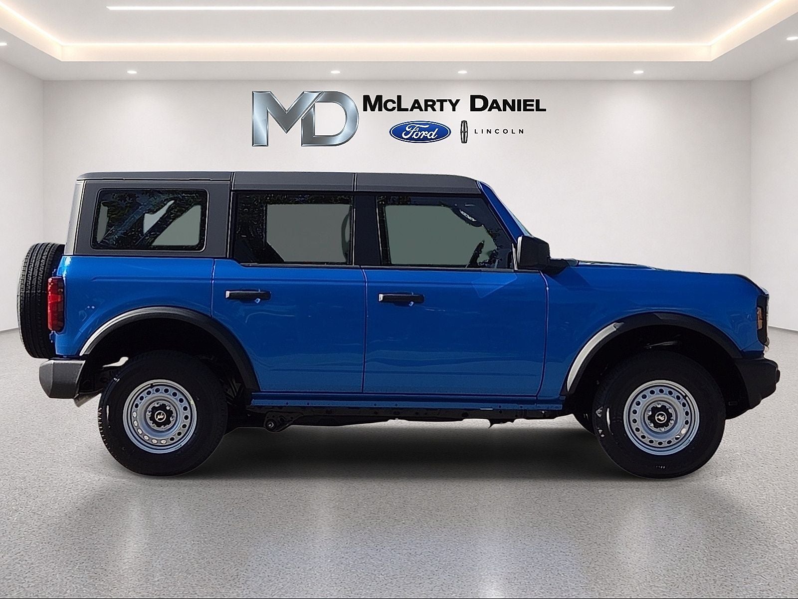 2026 Ford Bronco Base