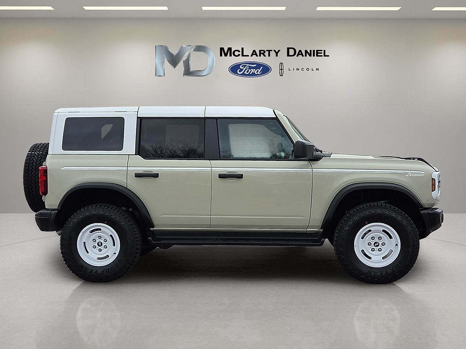 2026 Ford Bronco Heritage Edition