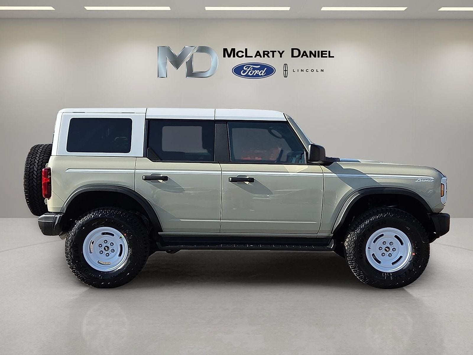 2026 Ford Bronco Heritage Edition