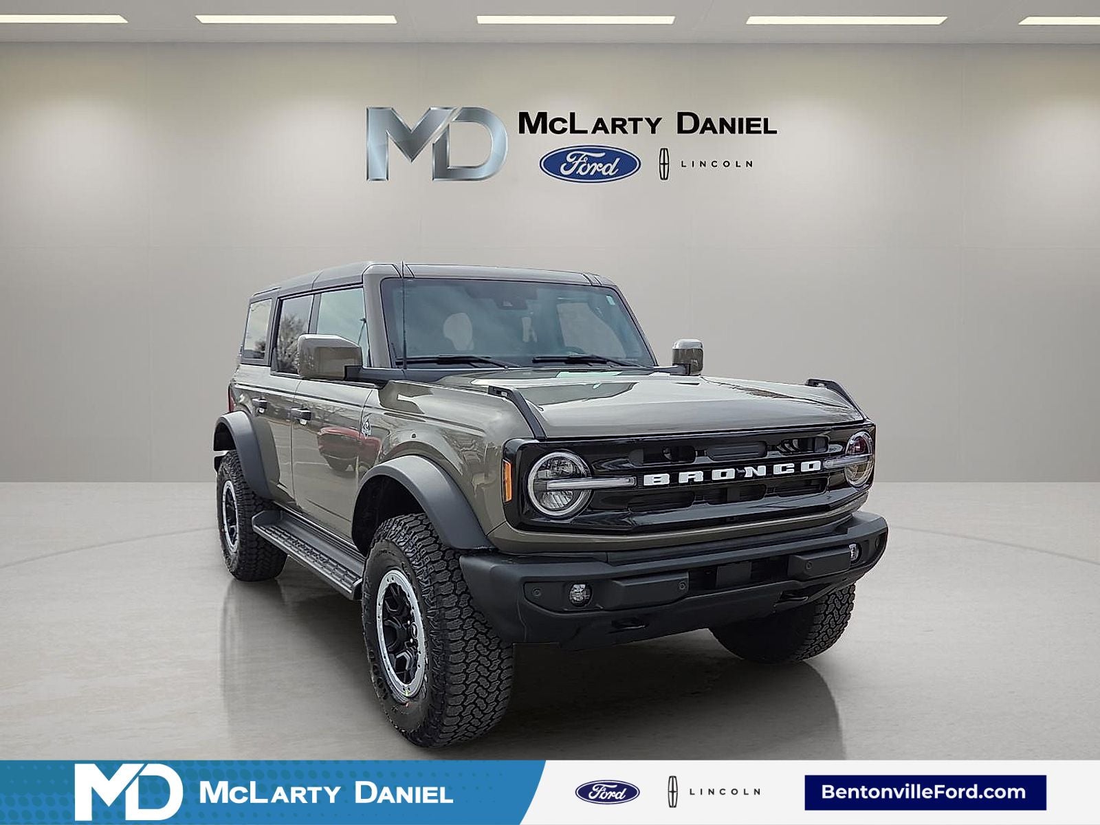 2026 Ford Bronco Outer Banks