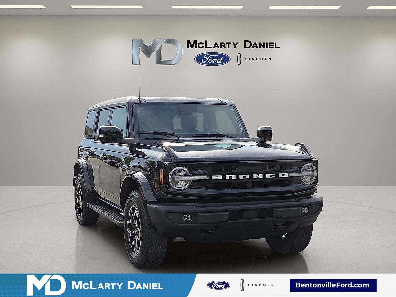 2024 Ford Bronco Outer Banks