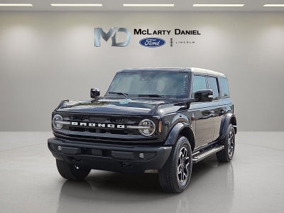 2024 Ford Bronco Outer Banks