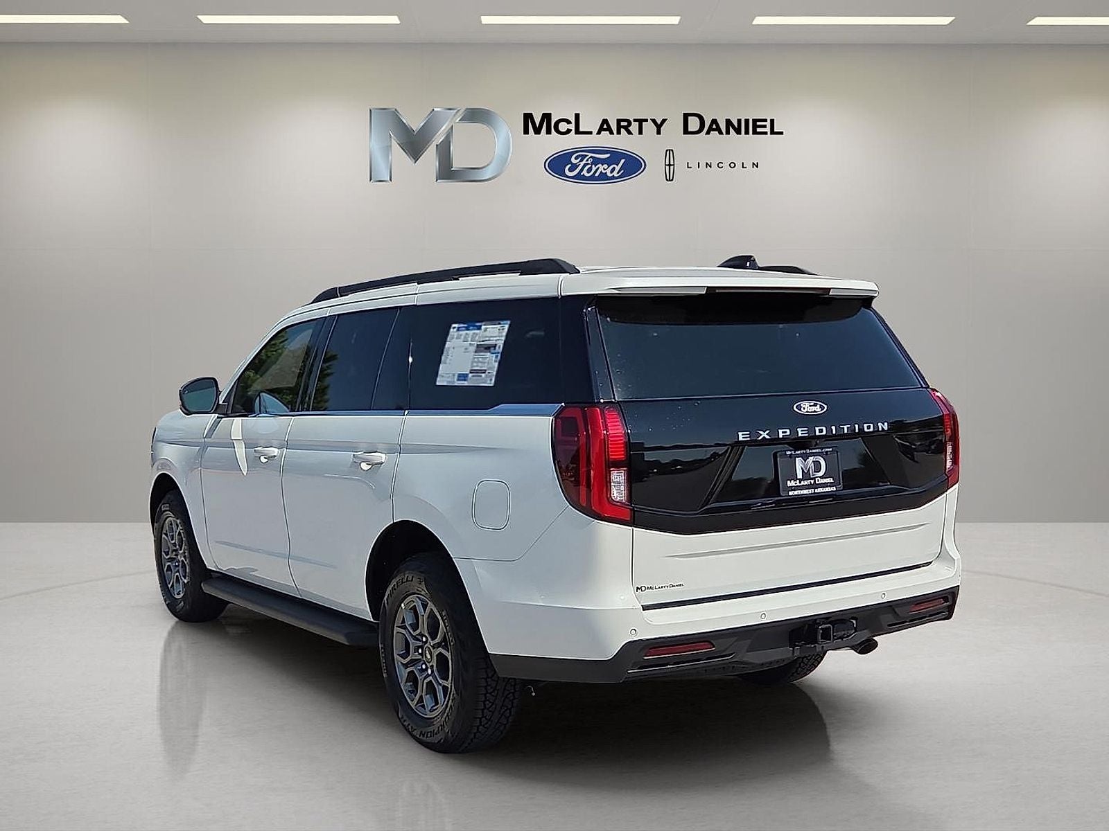 2027 Ford Expedition Active