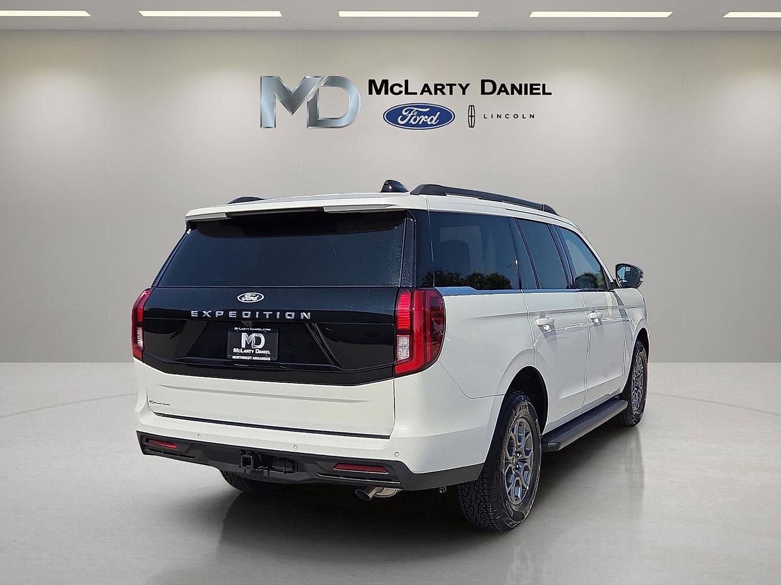 2027 Ford Expedition Active