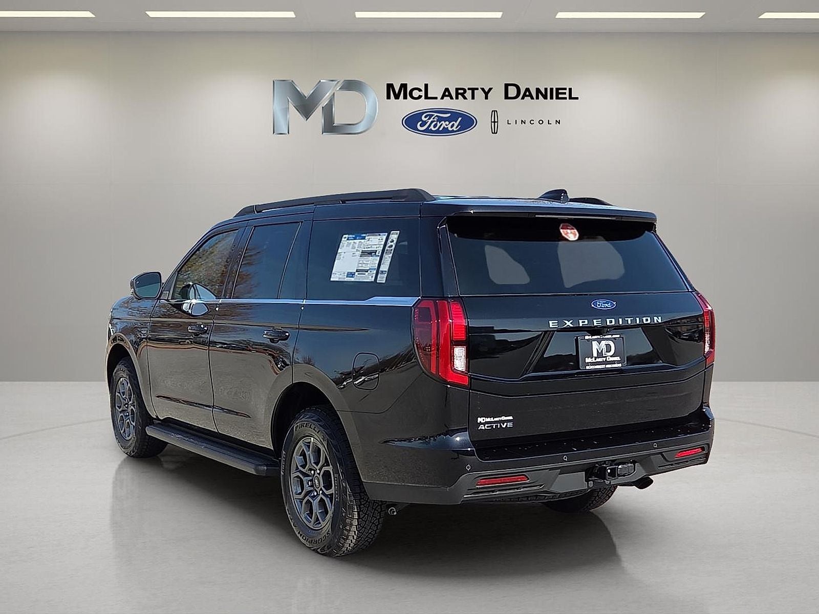 2026 Ford Expedition Active