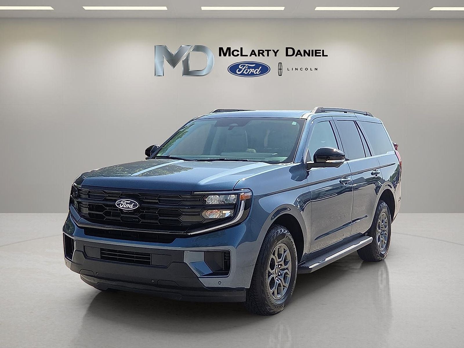 2027 Ford Expedition Active