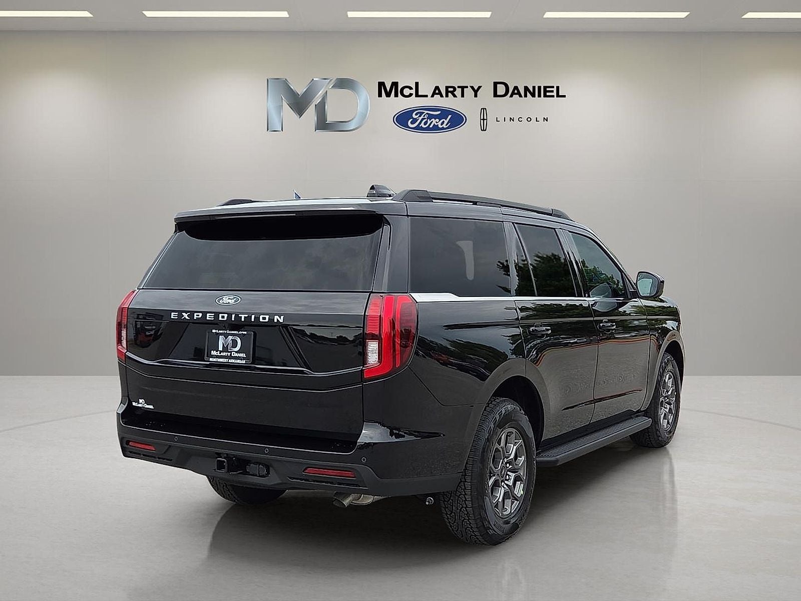 2027 Ford Expedition Active