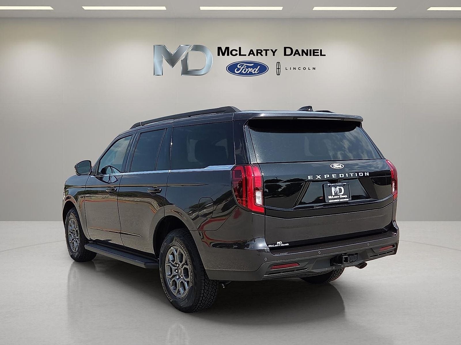 2027 Ford Expedition Active