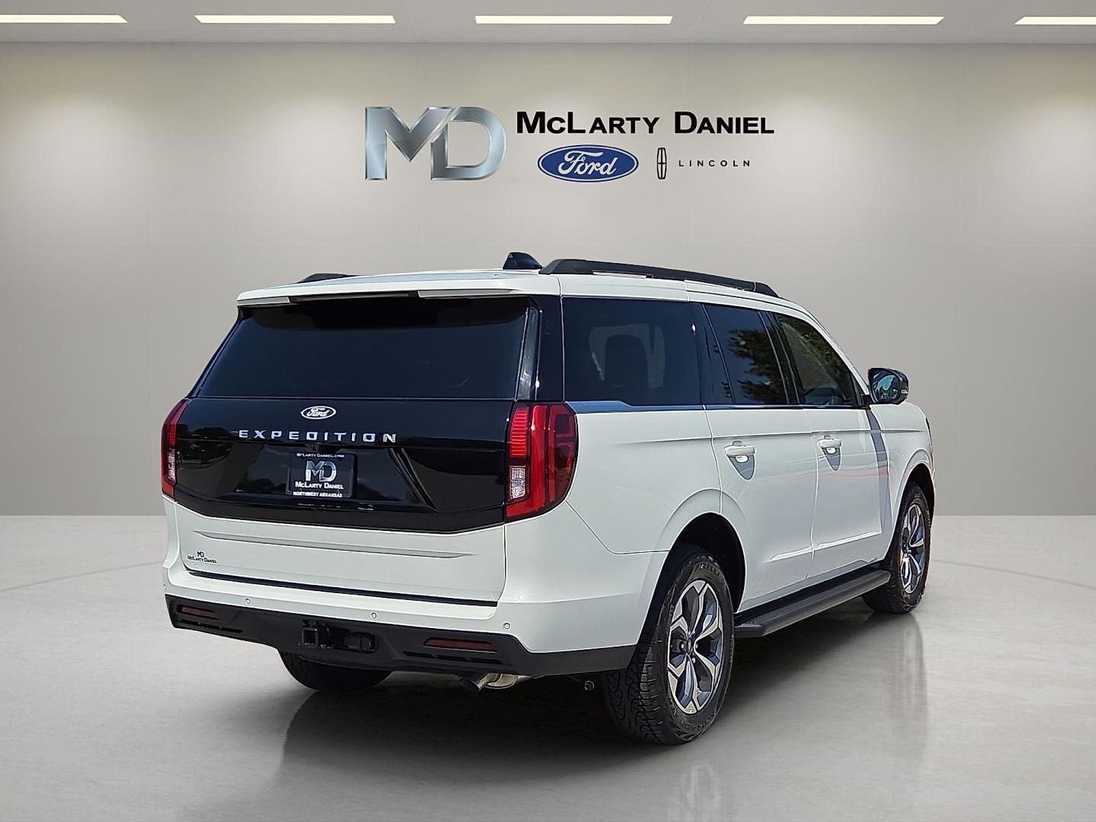 2027 Ford Expedition Active