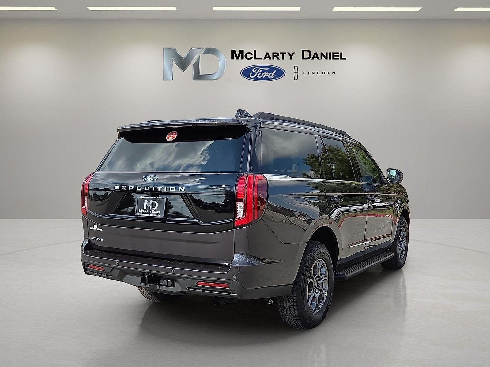 2025 Ford Expedition Active