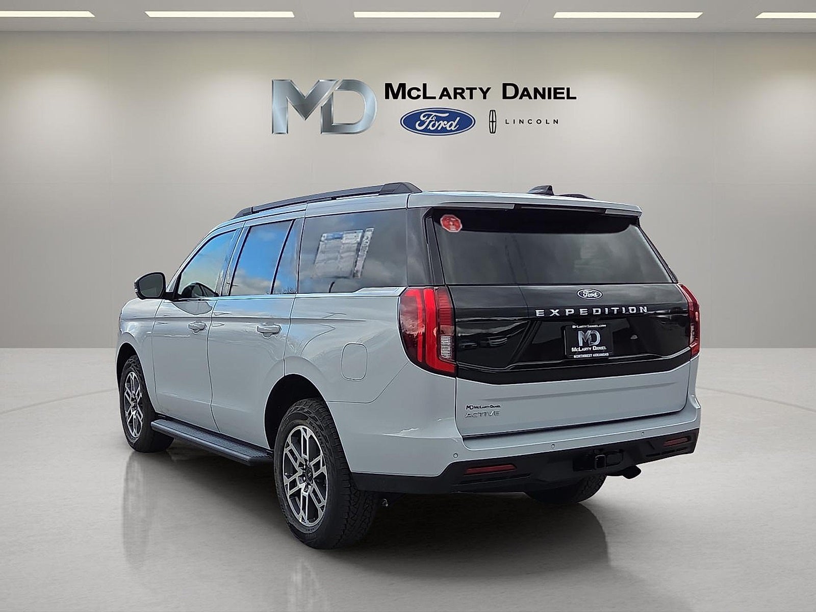 2026 Ford Expedition Active