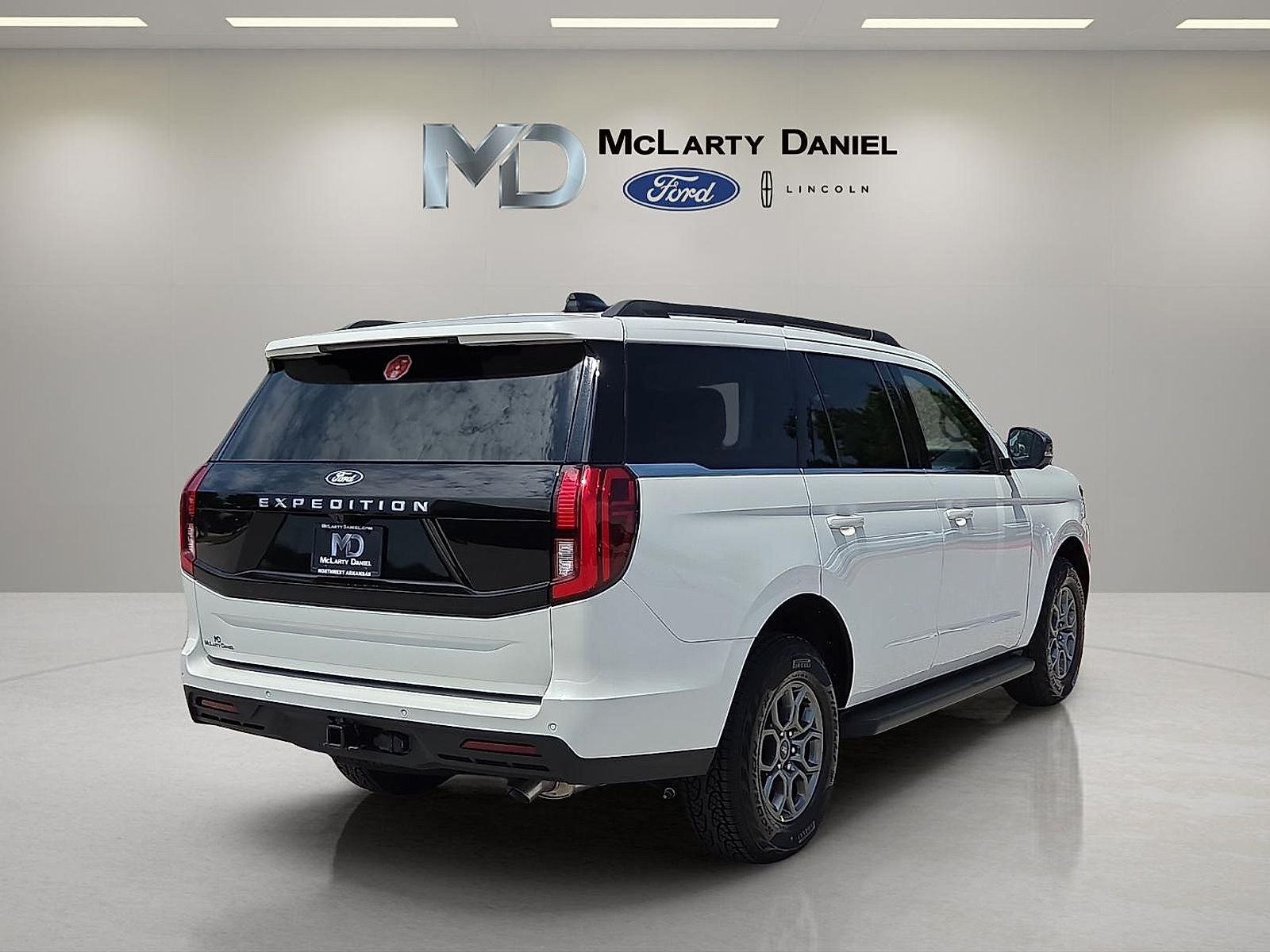 2027 Ford Expedition Active