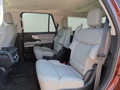 2027 Ford Expedition Active