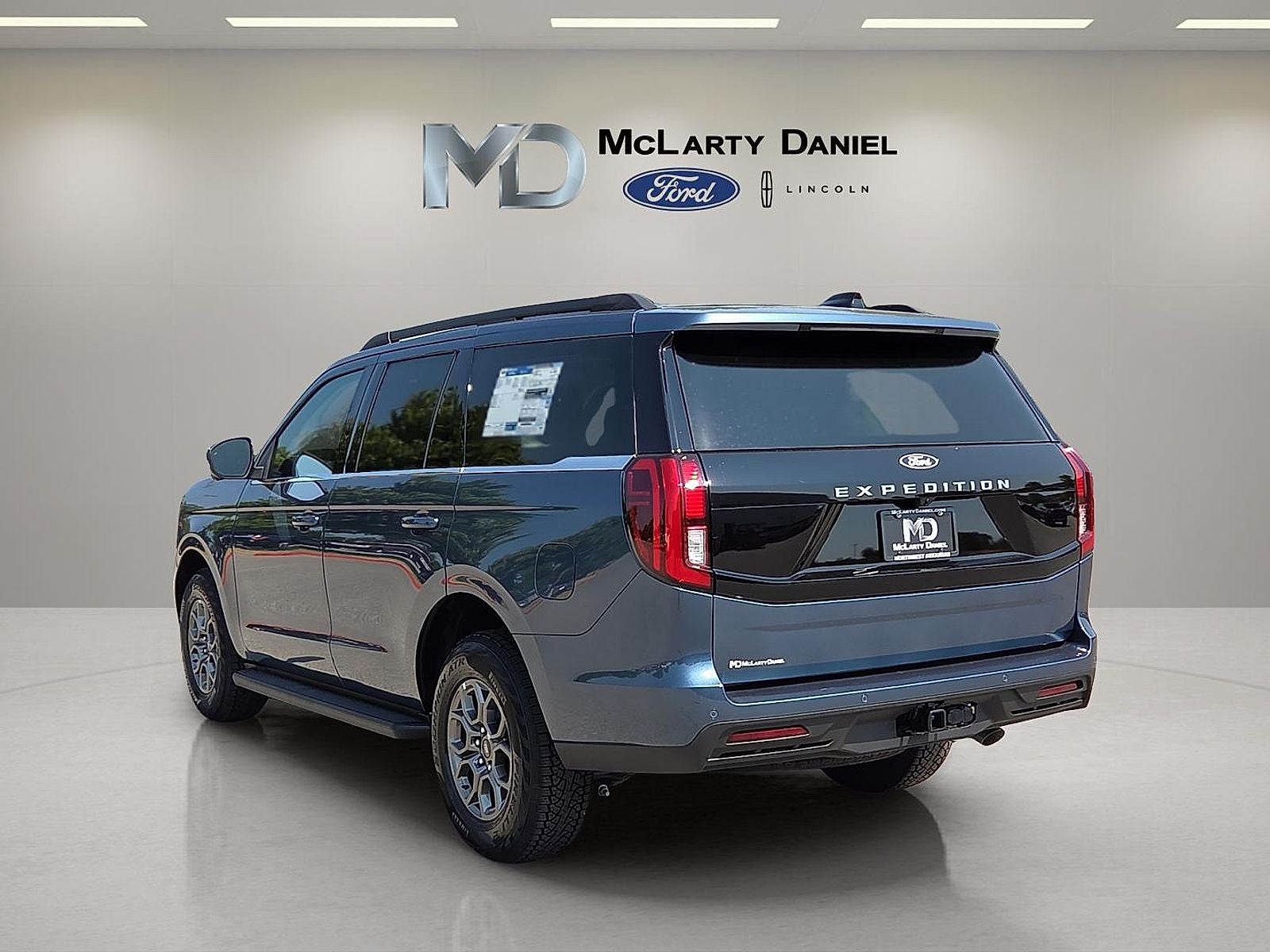2027 Ford Expedition Active