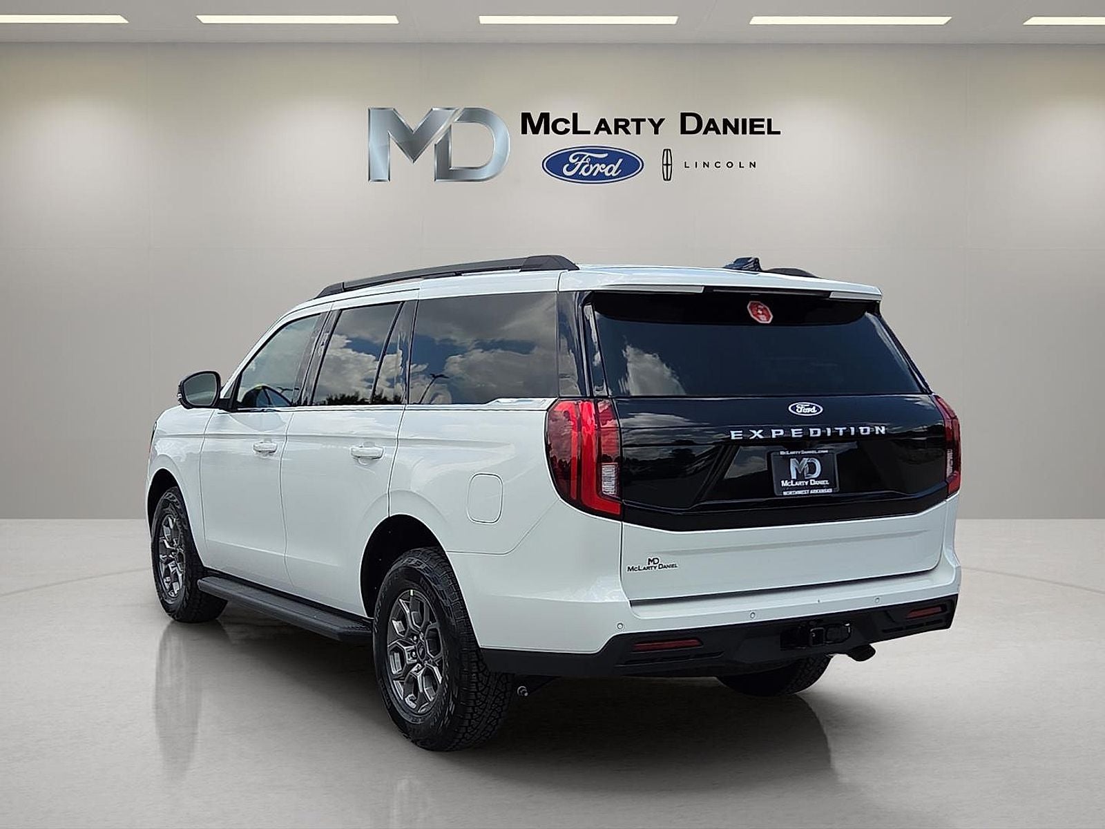 2027 Ford Expedition Active